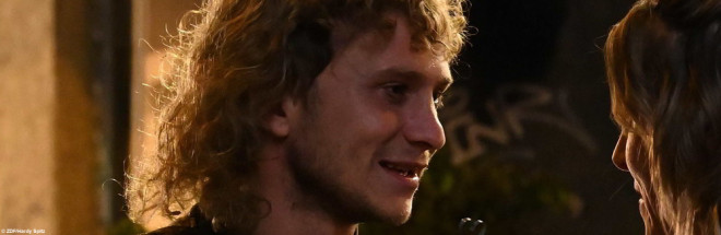 Max Hubacher: ‚Feiert das Leben, so lange ihr könnt‘